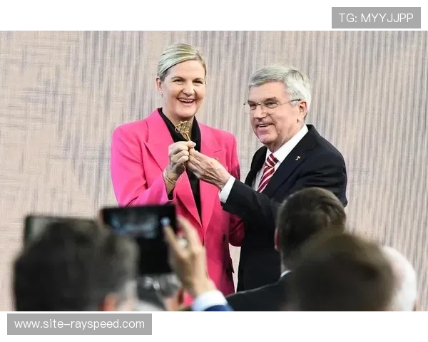 国际奥委会主席考文垂谈奥运会和平象征意义