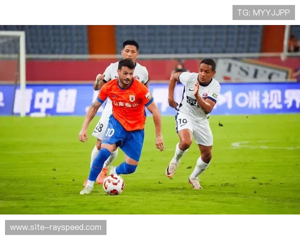 卡扎伊什维利当选中超MVP，赛季27球5助表现耀眼