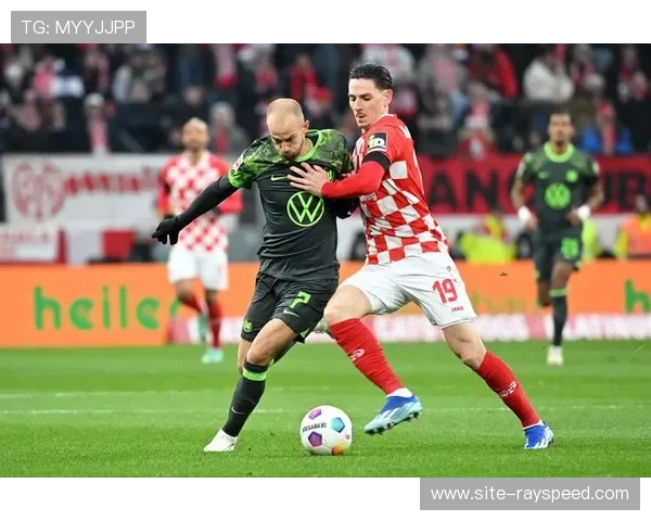 美因茨3-1战胜沃尔夫斯堡,保级希望重燃 美因茨3-1战胜沃尔夫斯堡,保级希望重燃